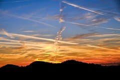 Chaos am Himmel über Herisau. (Bild: Luciano Pau)