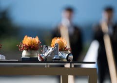Auch ein Schlüssel mit Zugang zu allen Bereichen und Zimmern wird in die Zeitkapsel gelegt. (Bild: Corinne Glanzmann (Bürgenstock, 28. September 2018))