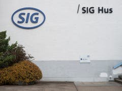 SIG Combibloc ist zurück an der Börse. Derzeit wird eine Aktie zu über 12 Franken gehandelt, der Ausgabepreis betrug 11,25 Franken. (Bild: KEYSTONE/ENNIO LEANZA)