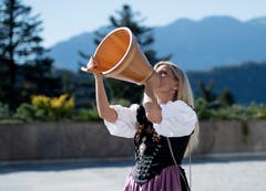 Die Entlebucher Jodlerin Franziska Wigger-Lötscher bei ihrer Vorführung. (Bild: Corinne Glanzmann (Bürgenstock, 28. September 2018))