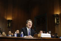 Im Streit um den Supreme-Court-Kandidaten Brett Kavanaugh in den USA hat die Führung der Republikaner eingewilligt, dem FBI Zeit für eine Untersuchung der Missbrauchsvorwürfe zu geben. (Bild: Michael Reynolds/Epa)