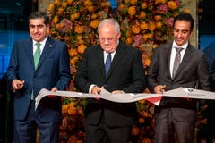 Hamad Abdulla Al-Mulla, Bundesrat Johann Schneider-Ammann und Scheich Nawaf bin Jassim bin Jabor Al-Thani. (Bild: Philipp Schmidli, 28. September 2018)