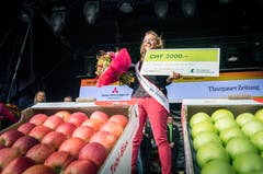 Die neue Apfelkönigin heisst Melanie Maurer und kommt aus Sulgen. Bild: Andrea Stalder