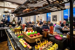 Blick aufs Dessert-Buffet. (Bild: Philipp Schmidli, 28. September 2018)