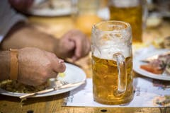 Konstanz (D) - Stimmung und viel Bier am Oktoberfest in Konstanz.