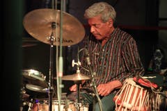 Adam Pieronczyk, Mirislav Vitous und Trilok Gurtu im «Dreiegg». (Bild: Chris Marty/frauenfeld-events.ch)