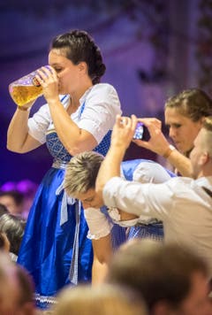 Konstanz (D) - Stimmung und viel Bier am Oktoberfest in Konstanz.