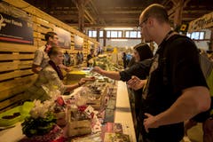 An der Wirtschafts- und Erlebnismesse Uri 18 gibt es viel zu erleben. Da kommen alle auf ihre Kosten. (Bild: Marc Püntener, Altdorf, 8. September 2018)
