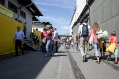 An der Wirtschafts- und Erlebnismesse Uri 18 gibt es viel zu erleben. Da kommen alle auf ihre Kosten. (Bild: Marc Püntener, Altdorf, 8. September 2018)