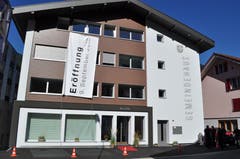 Das neue Gemeindehaus in Lungern. (Bilder: Birgit Scheidegger (Lungern, 9. September 2018))