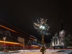 "Regenbogen" in der Nacht in Herisau. (Bild: Luciano Pau)