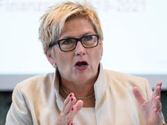 Die Berner BDP will mit Regierungsrätin Beatrice Simon ihren Sitz im Ständerat verteidigen. (Bild: KEYSTONE/PETER SCHNEIDER)