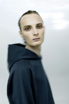 Jacqueline Lipp aus Luzern arbeitet als freischaffende Fotografin im Bereich Mode, Beauty und Lifestyle.