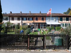 Der Architekt Hector Egger zeichnete nicht nur für den Bau der Porzellanfabrik verantwortlich, sondern auch für diese 1914 entstandene Arbeitersiedlung mit Nutzgärten. (Bild: KEYSTONE/GAETAN BALLY)