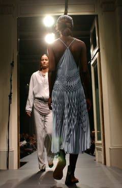 Gwand 2004: Eine Kollektion von Haider Ackermann (Frankreich). (Bild: Eveline Bachmann)