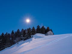 Strahlender Mond in Schwellbrunn. (Bild: Luciano Pau)
