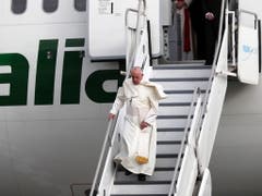 Papst Franziskus ist am Mittwoch in Panama angekommen. (Bild: KEYSTONE/EPA ANSA/ETTORE FERRARI)