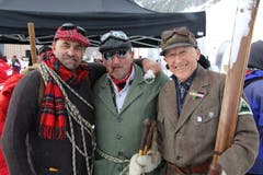 Die Teilnehmer des Nostalgie-Rennens liessen längst vergangene Zeiten auch modisch wieder aufleben. (Bild: Remo Infanger (Andermatt, 26. Januar 2019))