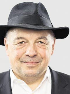 Hans Stutz (Grüne), Luzern: «Die Fragen von Irene Keller sind zum Teil sehr gut.» Der grüne Kantonsrat Hans Stutz (Luzern) ist nicht bekannt dafür, im Rat Komplimente zu verteilen. Gestern jedoch rühmte er FDP-Parlamentarierin Irene Keller (Vitznau) für ihre umfangreiche Anfrage zur Aufgaben- und Finanzreform. (Bild: PD)