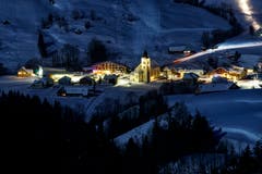 Brülisau bei Nacht von der Fäneren aus gesehen. (Bild: Remo Schläpfer)
