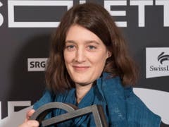 Fanny Bräuning gewinnt bereits zum zweiten Mal den «Prix de Soleure», den höchstdotierten Filmpreis der Schweiz. (Bild: KEYSTONE/ADRIEN PERRITAZ)