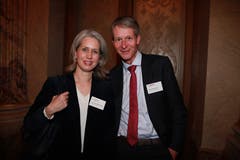 Stadträtin Franziska Bitzi Staub mit Tourismus-Direktor Marcel Perren. (Bild: PD)