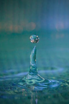 Wassertropfen-Makro. (Bild: Petra Jung (Hämikon, 4. Januar 2019))