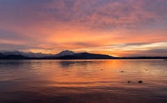 Eine Abendaufnahme des Zugersees. (Bild: Daniel Hegglin (4. Januar 2019, Zug))