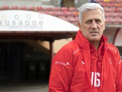 Vladimir Petkovic hat Lichtsteiner zum ersten Mal seit März wieder ins Aufgebot berufen (Bild: KEYSTONE/LAURENT GILLIERON)