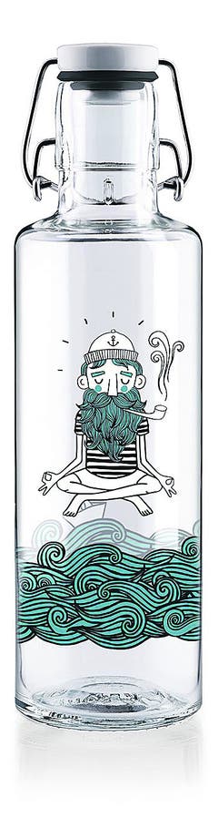 SoulbottleGlasflasche mit integriertem Spender, 100 Prozent recycelbar, ab 30 Fr. Bild: zvg