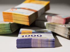 Die EU-Finanzminister haben am Donnerstag in Luxemburg die Schweiz von ihrer grauen Liste der Steueroasen gestrichen. (Bild: KEYSTONE/ALESSANDRO CRINARI)