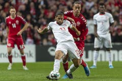 Ricardo Rodriguez am Ball. (Bild: KEYSTONE/Georgios Kefalas)