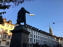 Vadian greift nach dem Zeppelin. (Bild: Martin Manser)