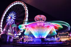 Farbige Määs-Stimmung in der Lichterstadt Luzern. (Bild: Eveline Schwarzenberger, 14. Oktober 2019)