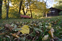 Herbstliche Simmung beim Pfadihüüsli im Zagg in Azmoos. (Bild: Heini Schwendener)