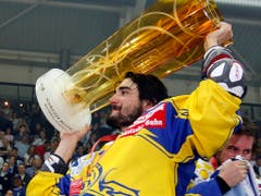 Einer von bisher sechs Meistertiteln: 2009 jubelte Ambühl mit dem HC Davos (Bild: KEYSTONE/PATRICK B. KRAEMER)