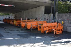 Schneepflüge stehen für ihren Einsatz bereit. (Bild: Lucien Rahm, Flüelen, 7. Oktober 2019)