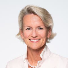 Andrea Gmür, Luzern, Liste 5 – CVP, Geschäftsführerin Stiftung Josi J. Meier, Nationalrätin, 1964.Gewählt – 36'044 Stimmen