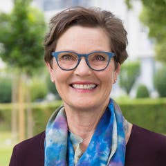 Tekla Hahin, Liste 4 - Alternative- die Grünen und CSP-Frauenpower, Zug, Sekundarlehrerin, 1957.Nicht gewählt – 130 Stimmen.