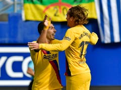Luis Suarez (links) freut sich mit Antoine Griezmann (Bild: KEYSTONE/AP/ALVARO BARRIENTOS)
