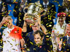 Roger Federer strebt bei der 50. Ausgabe der Swiss Indoors in Basel seinen zehnten Sieg an. Vor einem Jahr gewann er den Final gegen den Rumänen Marius Copil nach Rückstand in beiden Sätzen in 94 Minuten 7:6 (7:5), 6:4 (Bild: KEYSTONE/ALEXANDRA WEY)