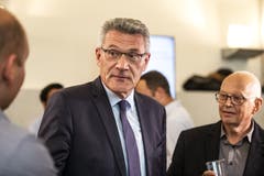 Pirmin Schwander (SVP) schaffte am Sonntag die Wiederwahl in den Nationalrat. (Bild: Alexandra Wey/Keystone, Schwyz, 20. Oktober 2019)