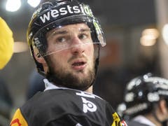 Tristan Scherwey traf für Bern in Ambri doppelt (Bild: KEYSTONE/ALESSANDRO DELLA VALLE)