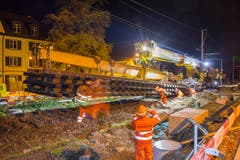 Abtransport der alten Geleise (Foto: Christof Sonderegger)