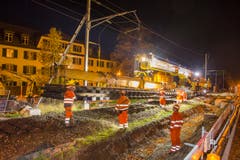 Abtransport der alten Geleise (Foto: Christof Sonderegger)