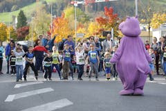 Kurz vor dem Start zum Maratholino. (Bild: Jakob Ineichen, Horw, 27. Oktober 2019)