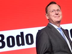 Strahlender Sieger Bodo Ramelow - führte seine Partei Die Linke auf über 30 Prozent -, ist aber noch lange nicht am Ziel, weiterhin Ministerpräsident von Thüringen zu bleiben. (Bild: KEYSTONE/EPA/JENS SCHLUETER)