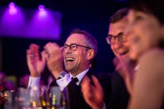 Applaus von FCSG-Präsident Matthias Hüppi. (Bild: Michel Canonica)