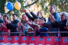 Die Läufer beim KKL. (Bild: Dominik Wunderli, Luzern, 27. Oktober 2019)