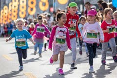 Der Spass steht beim Maratholino im Vordergrund. (Bild: Patrick Hürlimann, Luzern, 27. Oktober 2019)